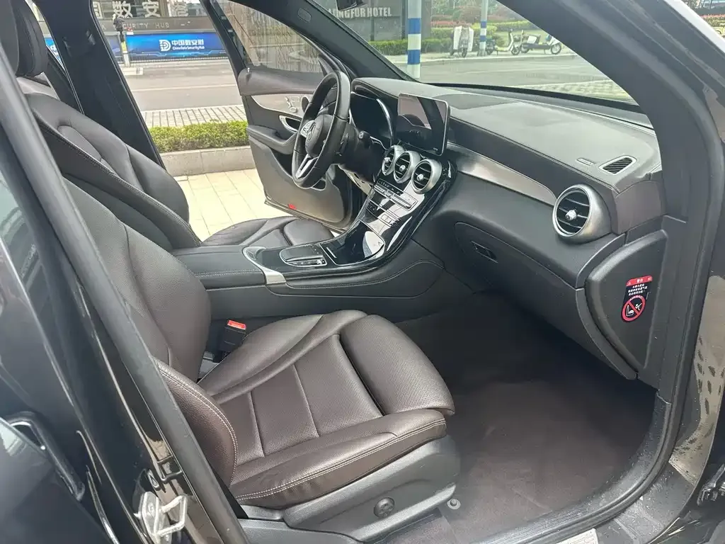 Mercedes-Benz GLC 2021 из CN, фото 6