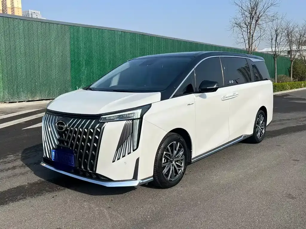 GAC Motor Trumpchi M8 — фото 1