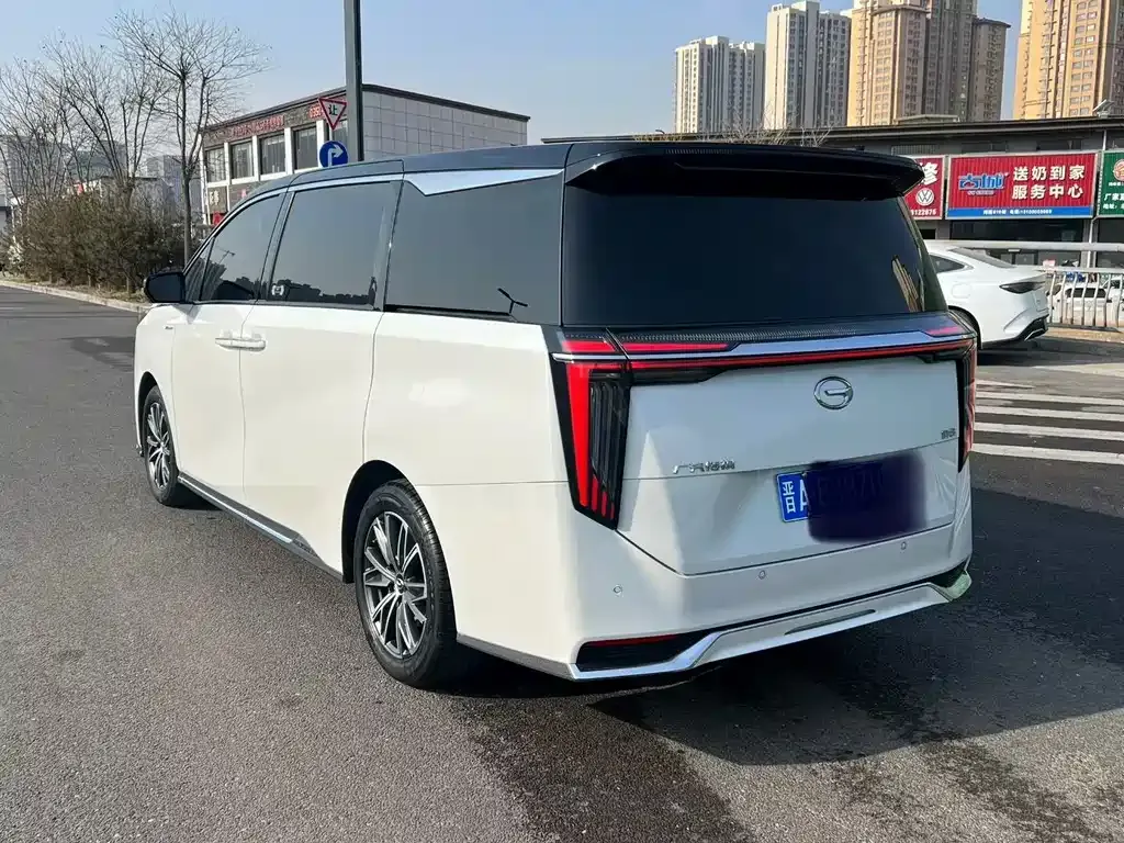 GAC Motor Trumpchi M8 — фото 3