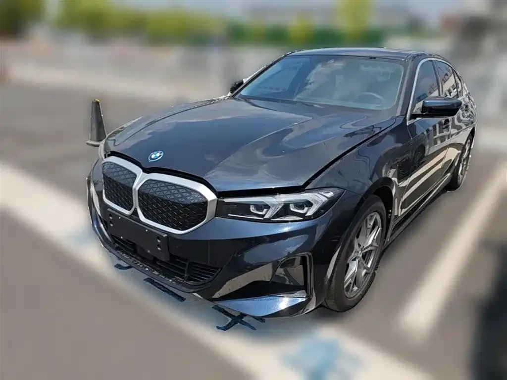 BMW i3 — фото 1