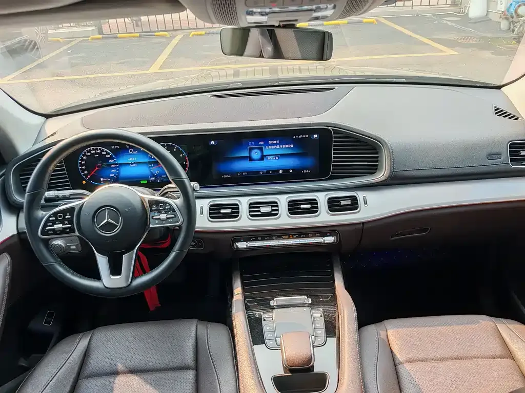 Mercedes-Benz GLE — фото 6