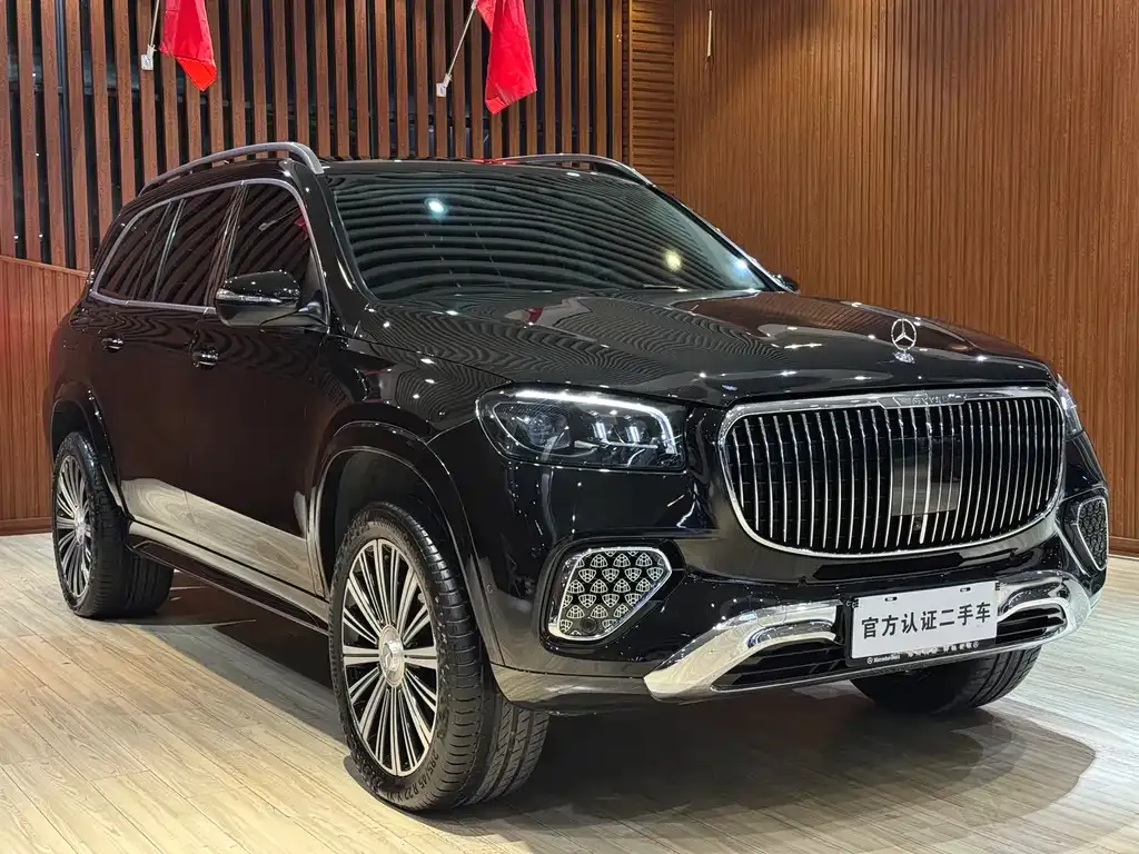 Mercedes-Benz GLS — фото 10