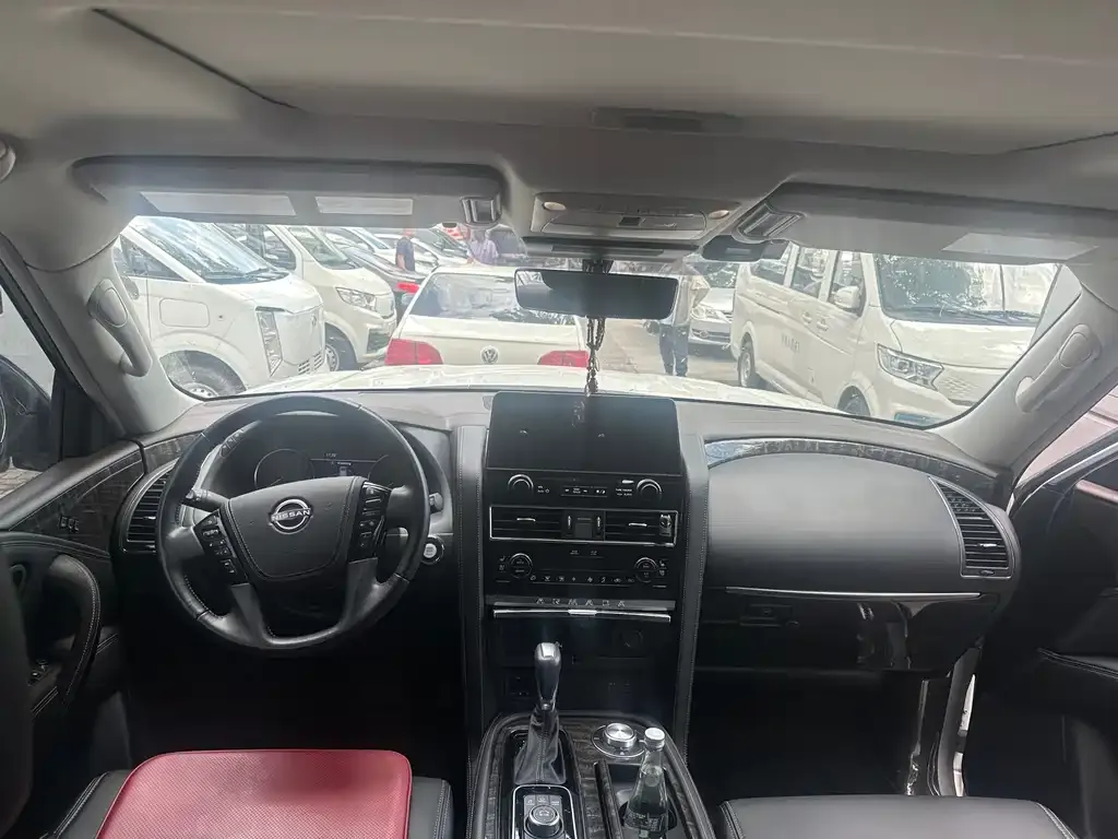 Nissan Patrol 2022 из CN, фото 9