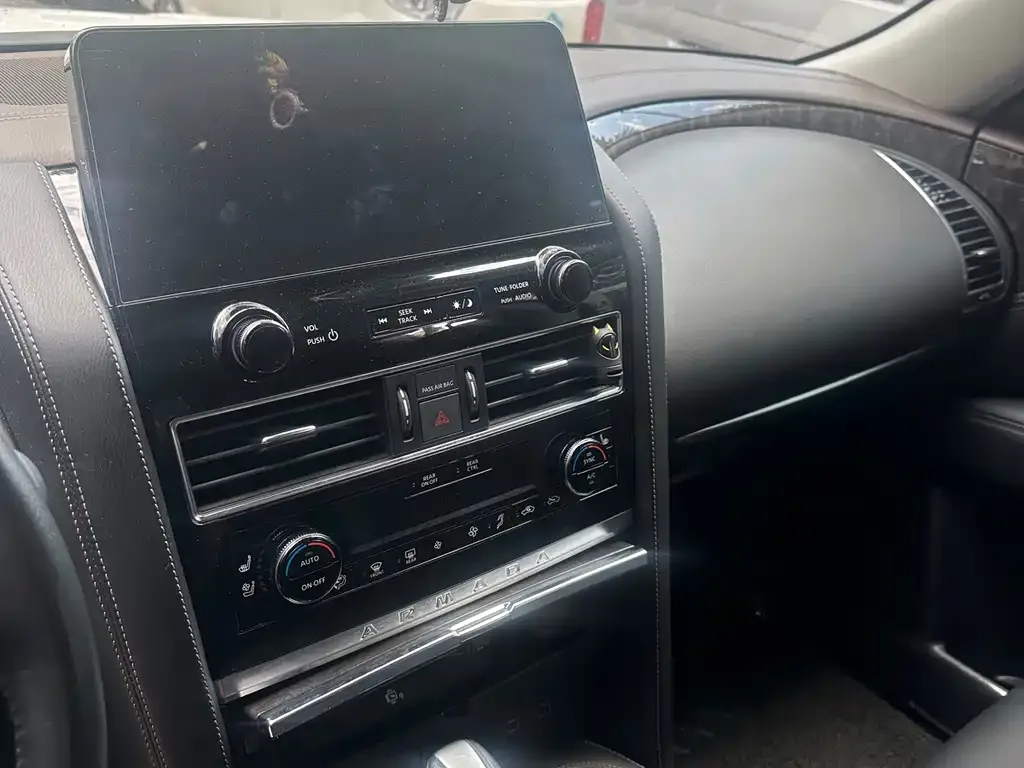 Nissan Patrol 2022 из CN, фото 3