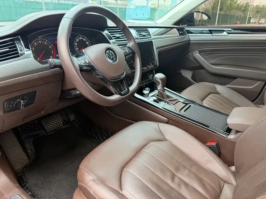 Volkswagen Phideon 2021 из CN, фото 4
