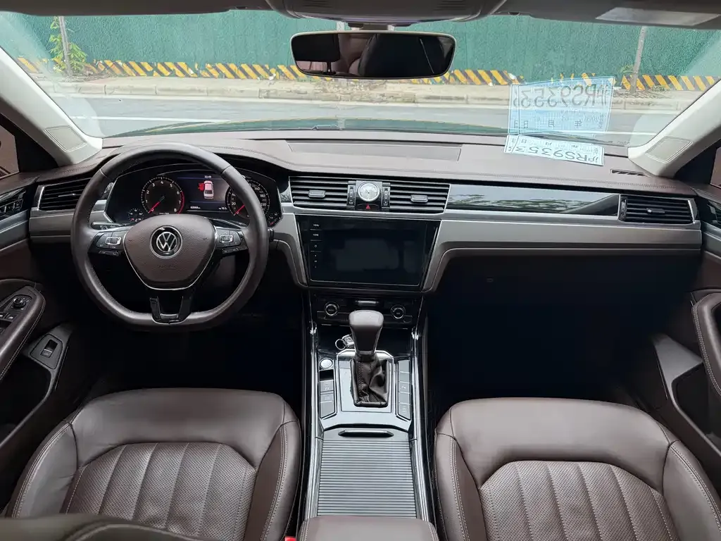 Volkswagen Phideon 2021 из CN, фото 10