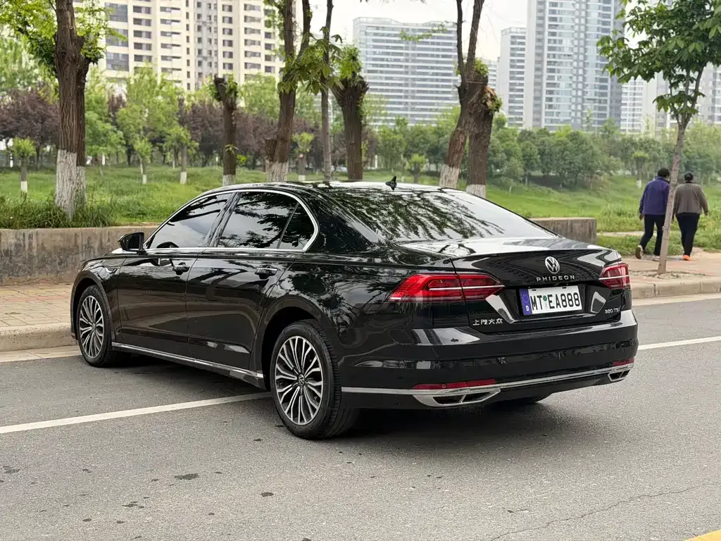 Volkswagen Phideon 2021 из CN, фото 9