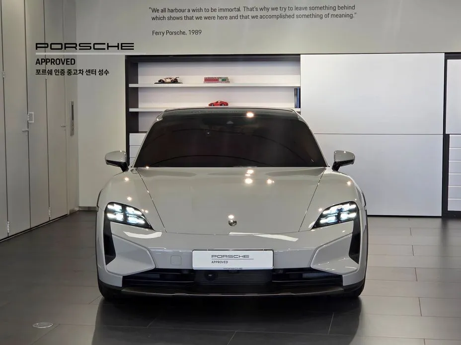 Porsche Taycan 2025 из KR, фото 2