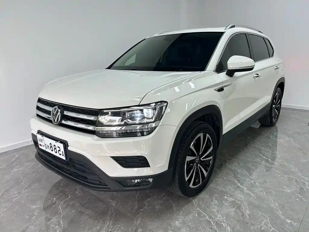 Volkswagen Tharu — фото 1