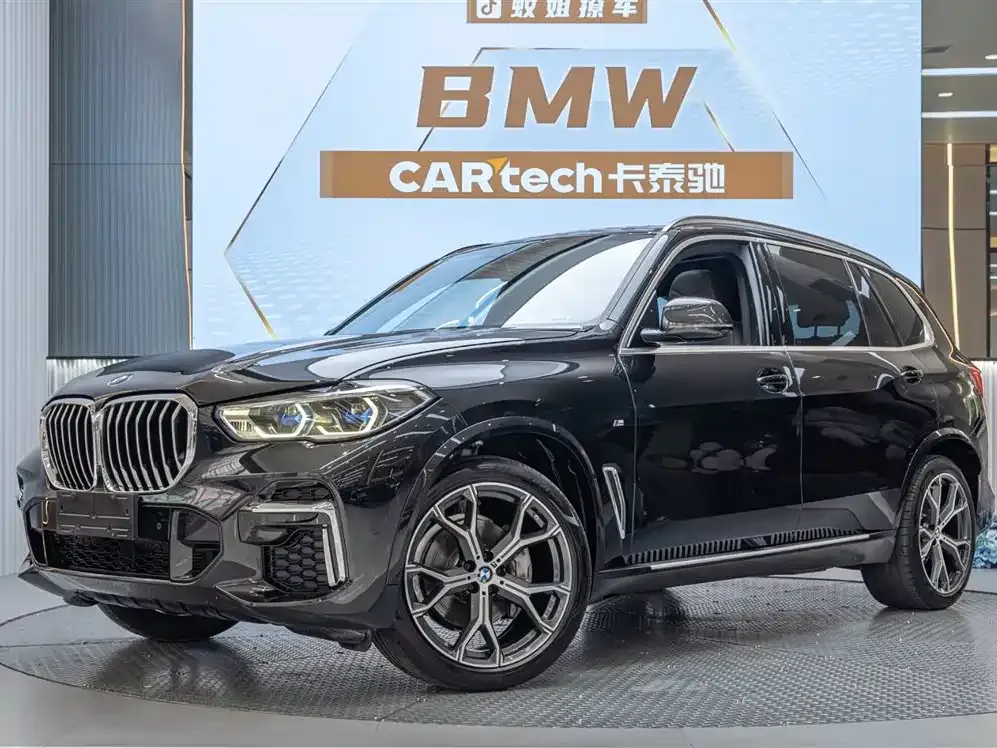 BMW X5 — фото 1