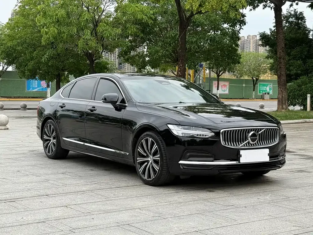 Volvo S90 — фото 9