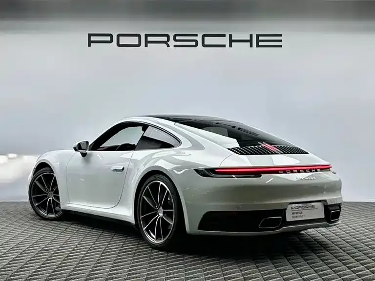 Porsche 911 — фото 7