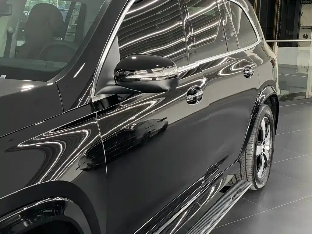 Mercedes-Benz GLS — фото 10