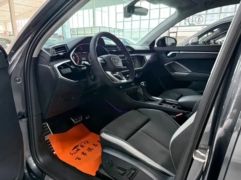 Audi Q3 2022 из CN, фото 3