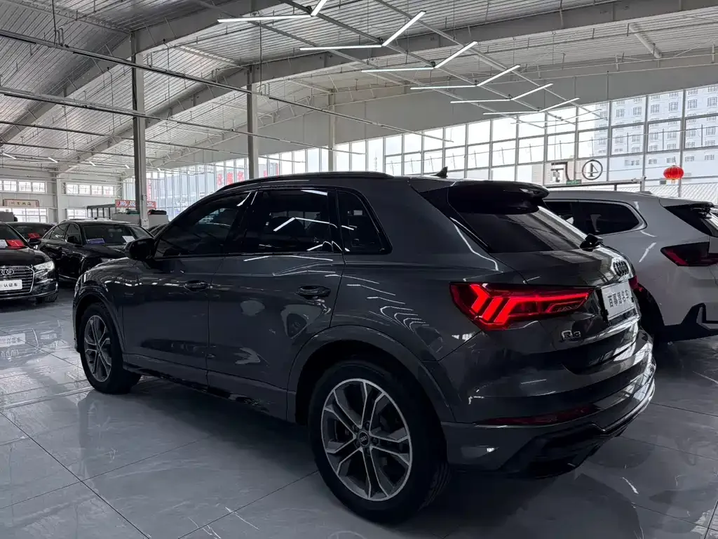 Audi Q3 2022 из CN, фото 6