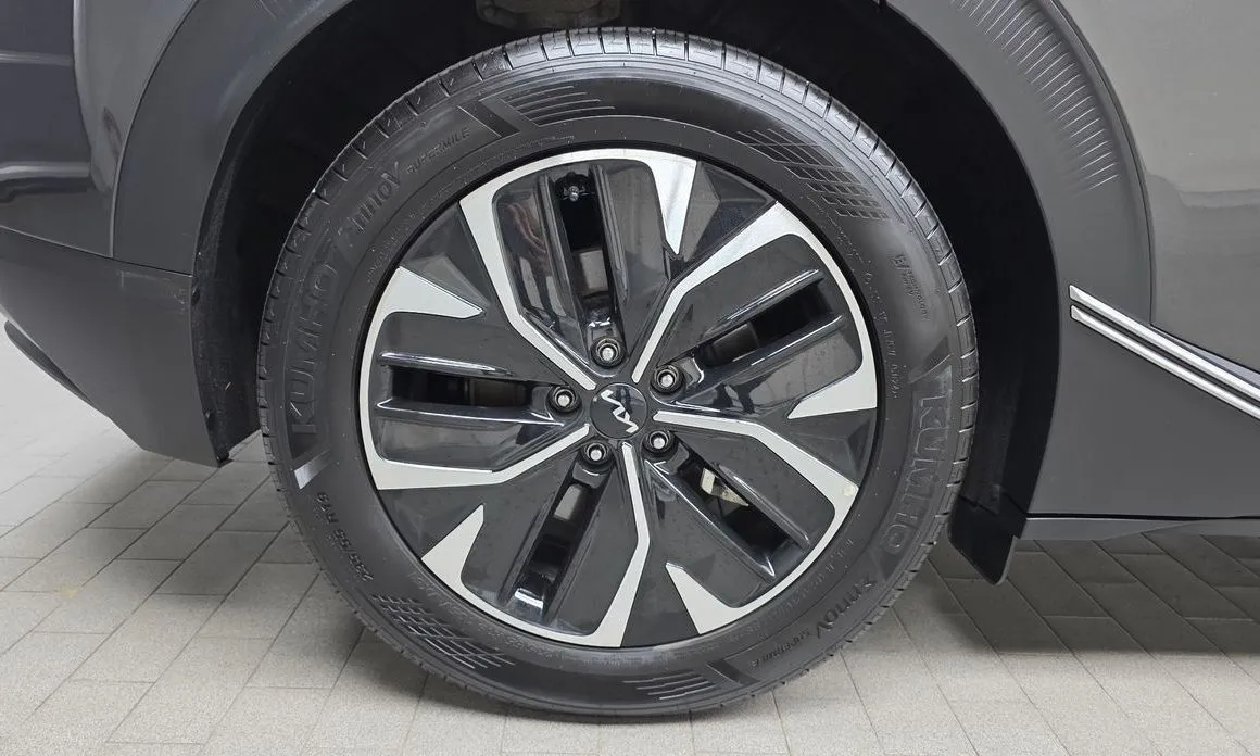 Kia EV6 — фото 2