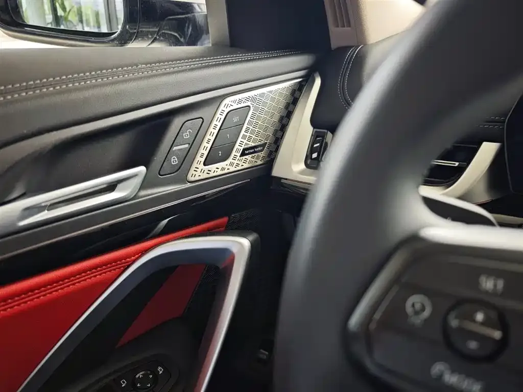 BMW X1 2024 из CN, фото 3