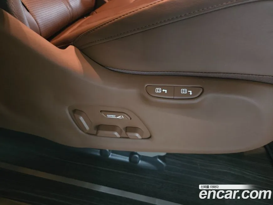 Kia Carnival — фото 10