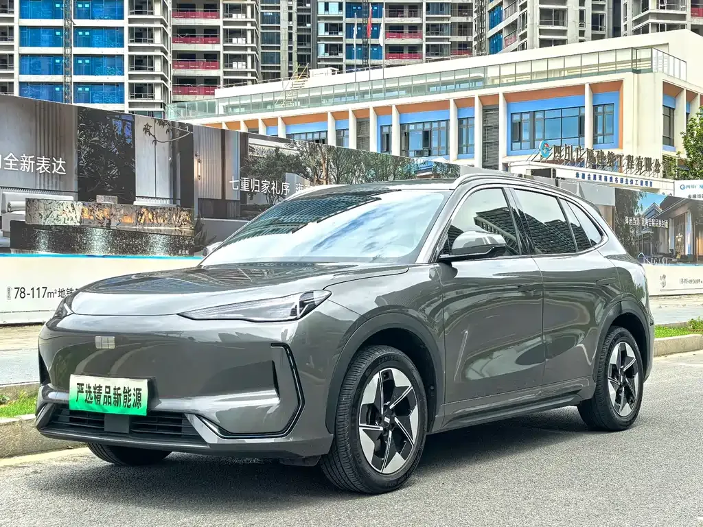 Geely Galaxy E5 — фото 1