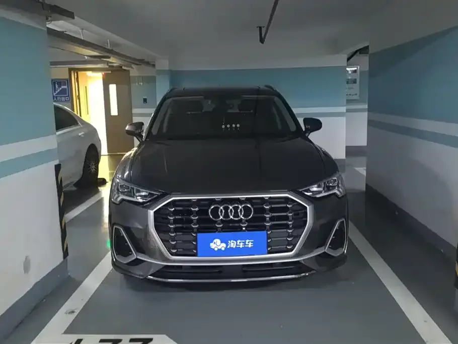 Audi Q3 — фото 5