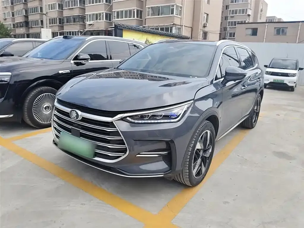 BYD Tang New Energy — фото 1