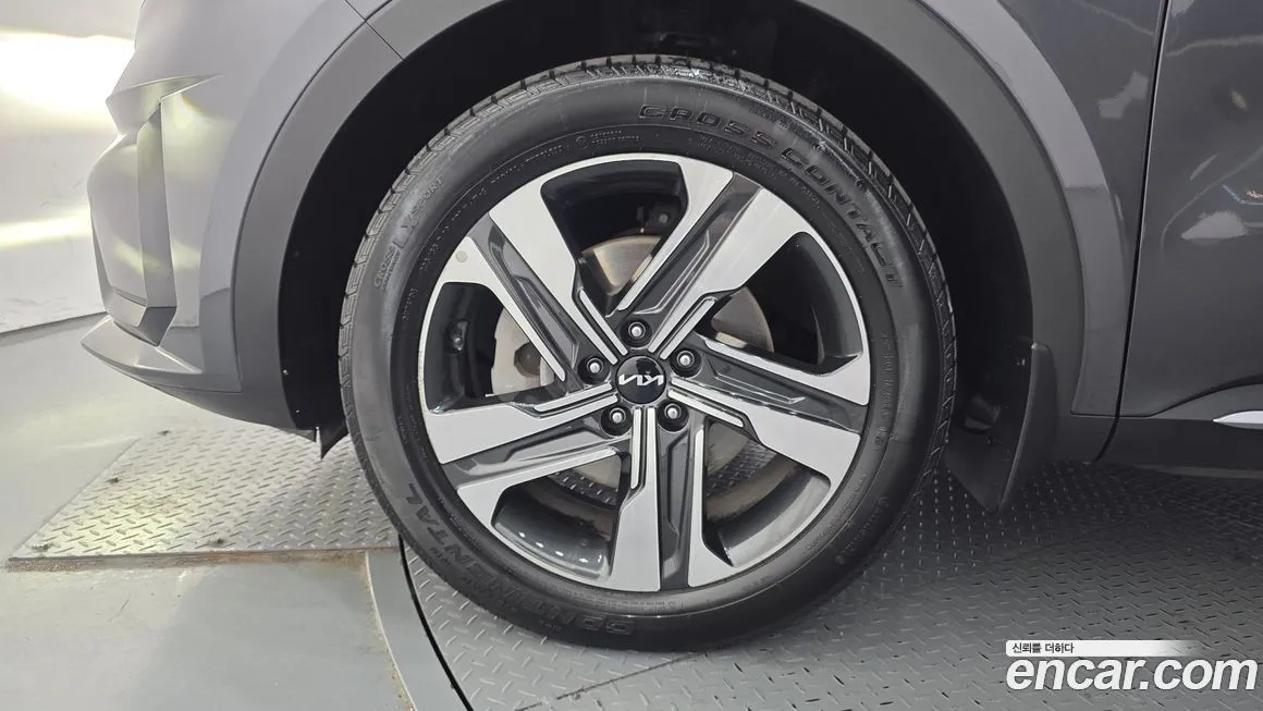 Kia Sorento — фото 10