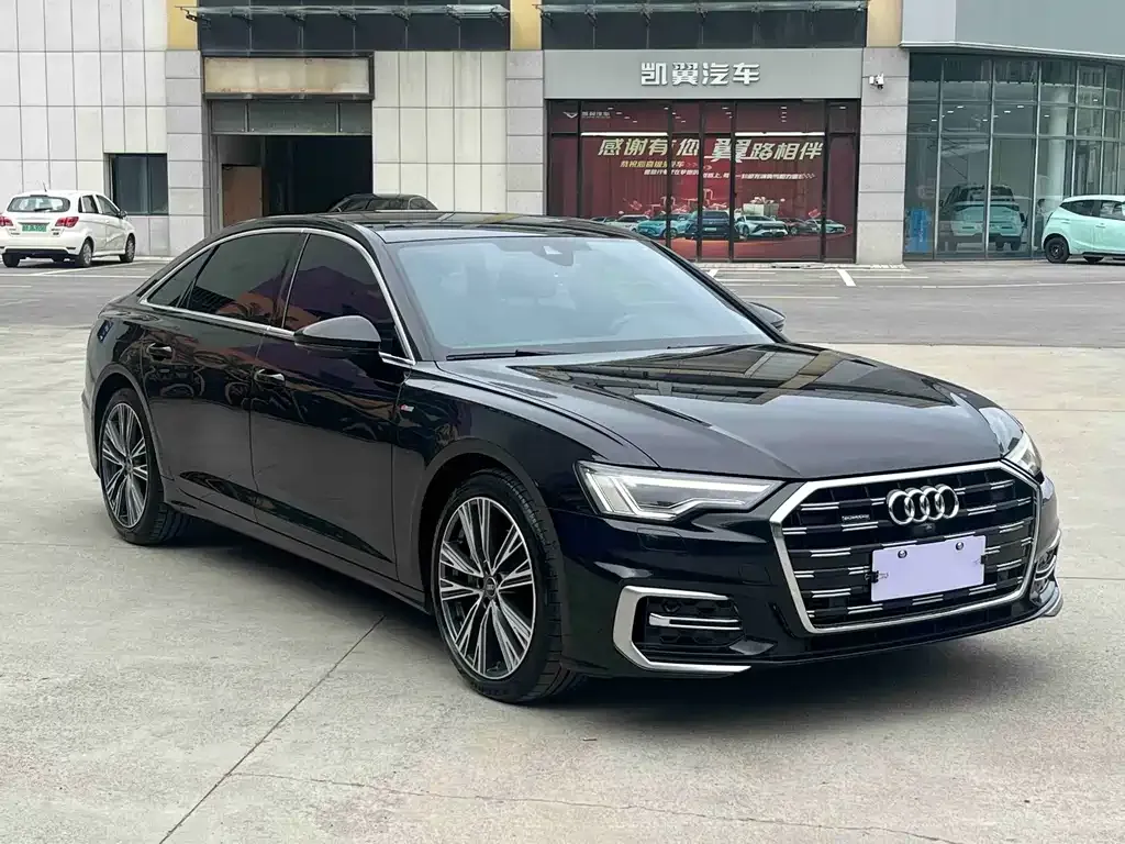Audi A6L — фото 9