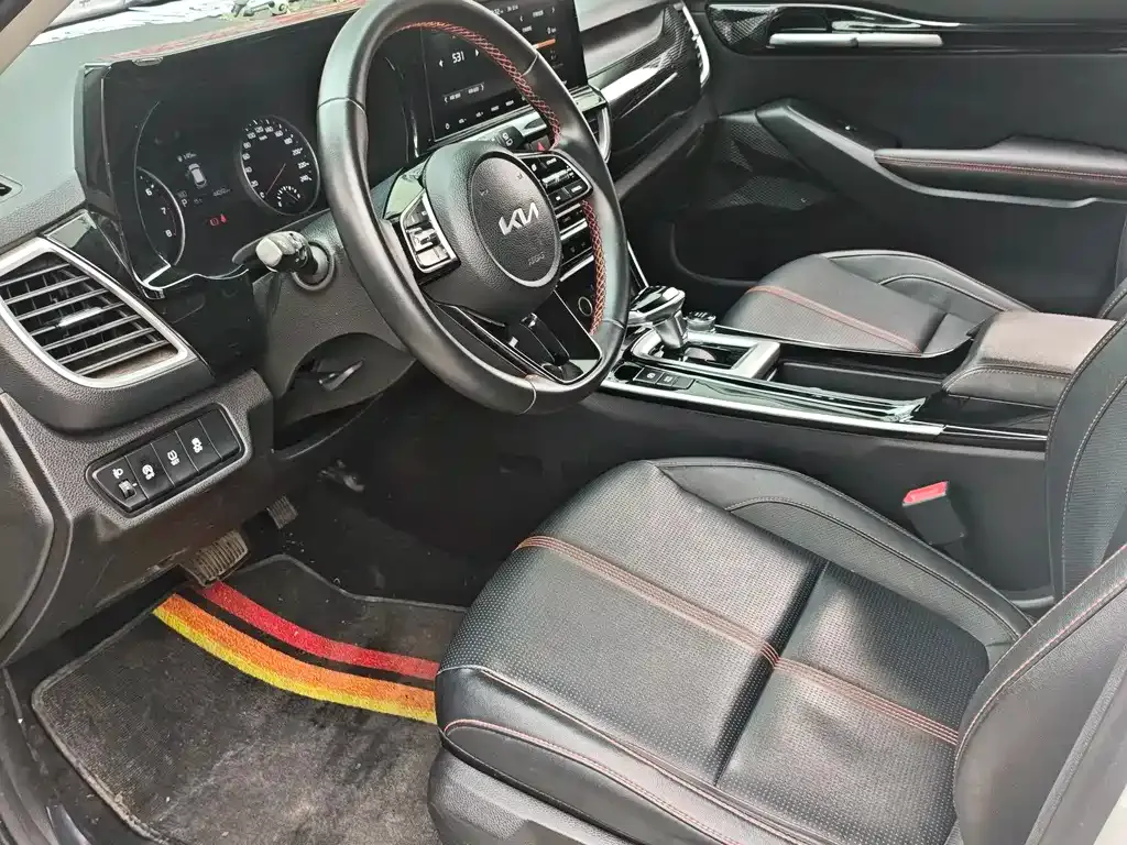 Kia KX3 2022 из CN, фото 9