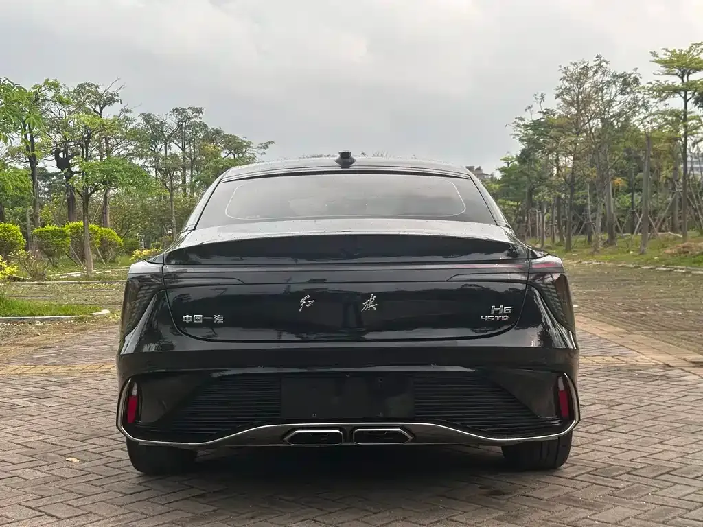 Hongqi H6 — фото 8