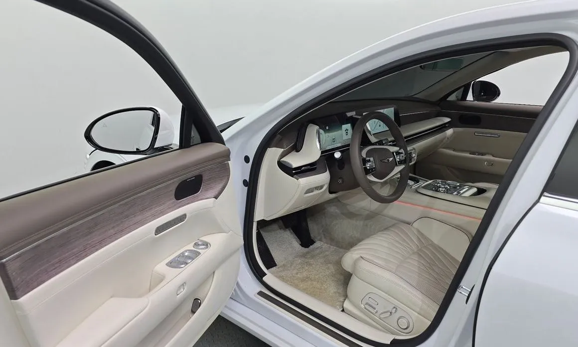 Genesis G90 2022 из KR, фото 5