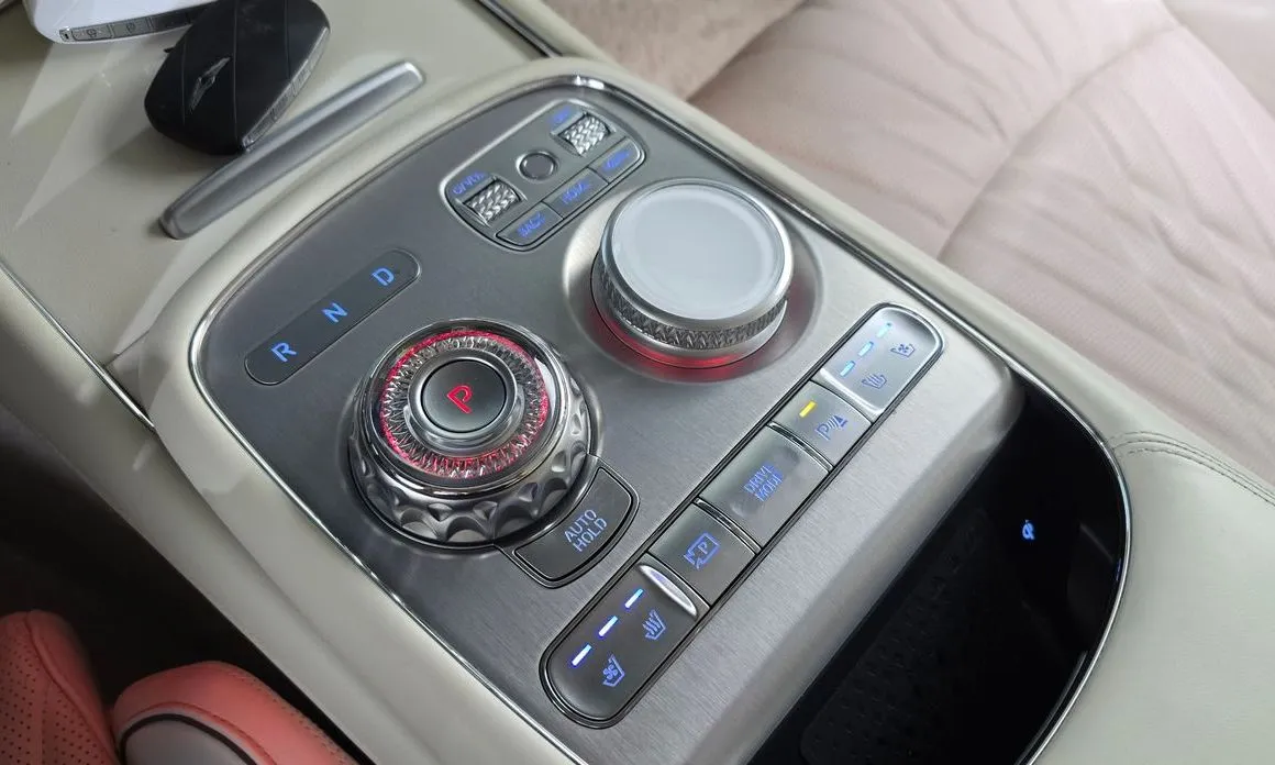 Genesis G90 2022 из KR, фото 8