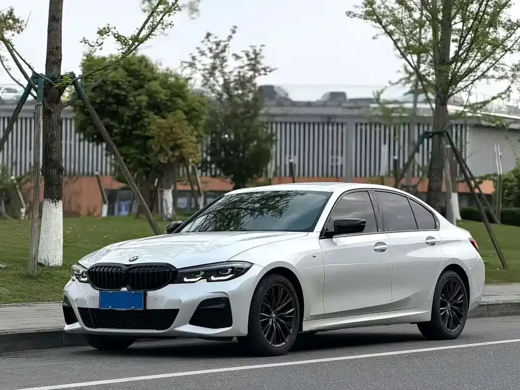 BMW 3 Series — фото 1