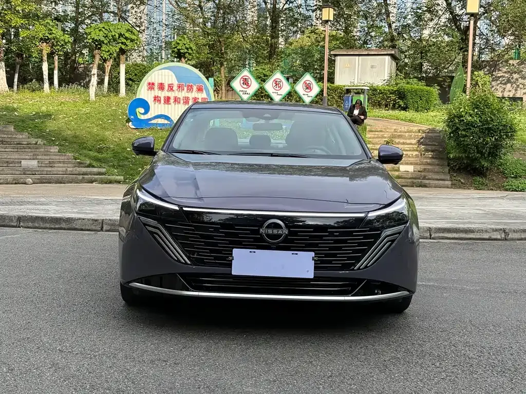 Nissan Teana — фото 10