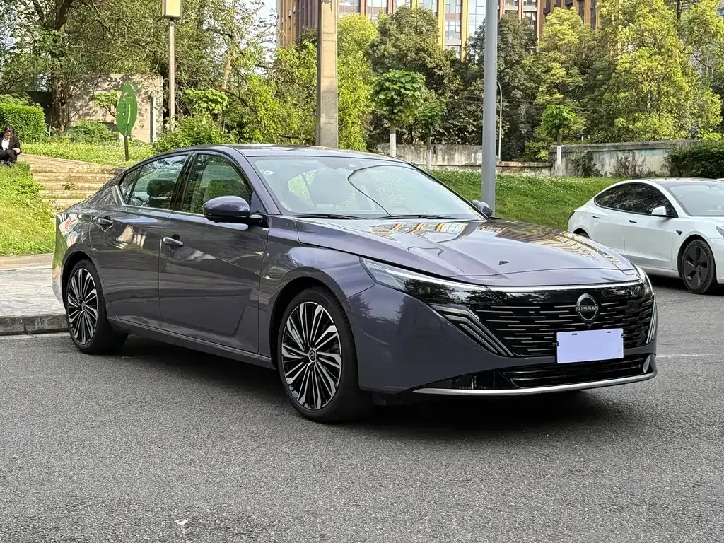 Nissan Teana — фото 9