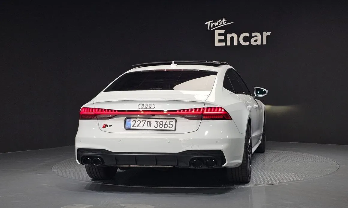 Audi A7 2022 из KR, фото 8