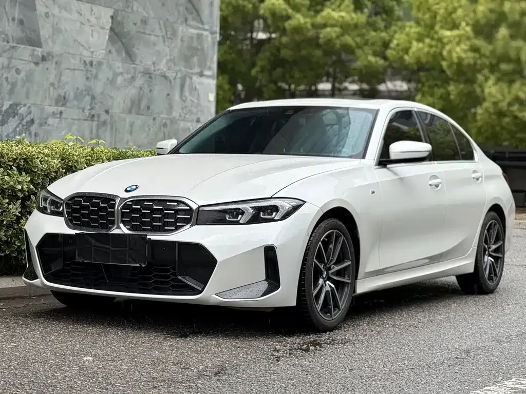 BMW 3 Series — фото 1