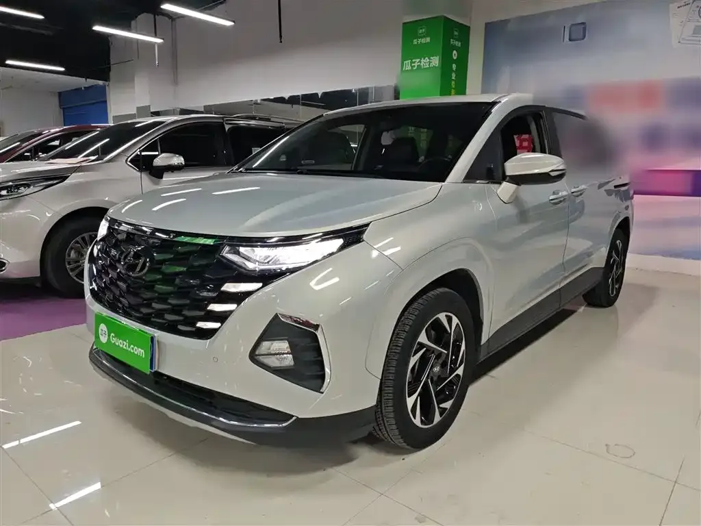 Hyundai Custo — фото 1