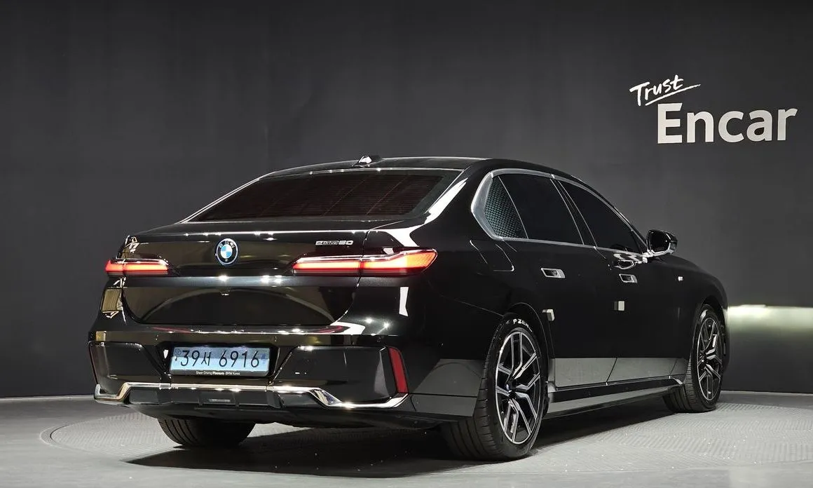 BMW i7 2024 из KR, фото 2