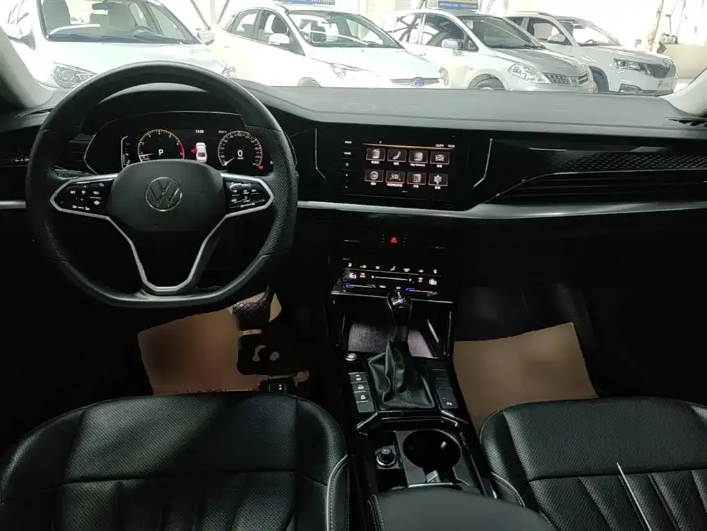 Volkswagen Passat — фото 10
