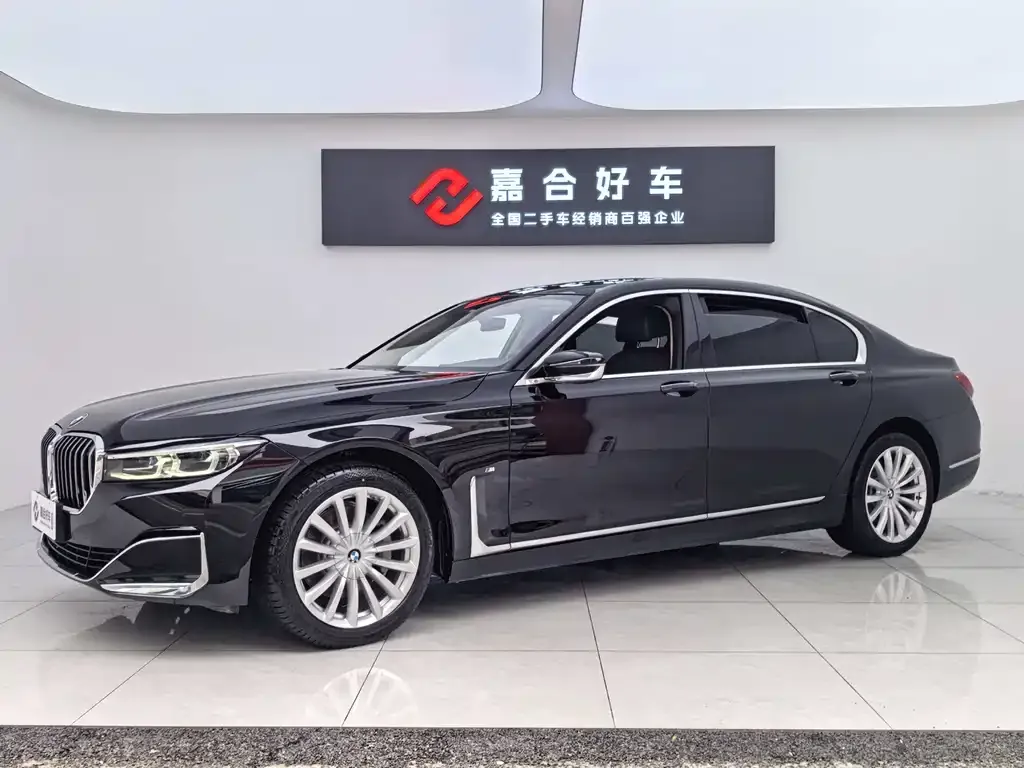 BMW 7 Series 2021 из CN, фото 8