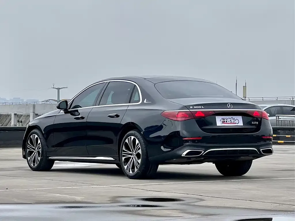 Mercedes-Benz E-Class 2024 из CN, фото 9