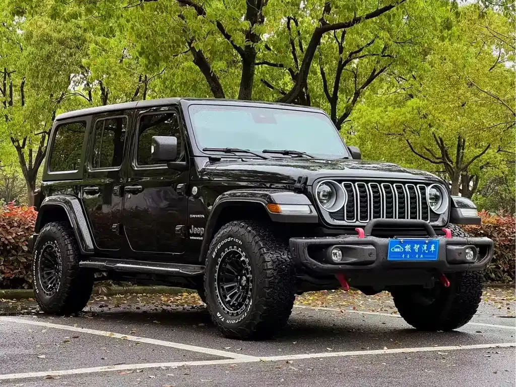 Jeep Wrangler — фото 7