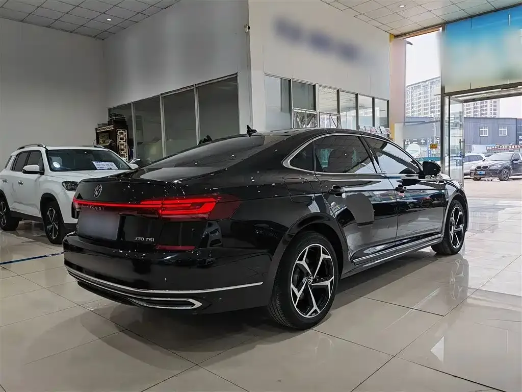 Volkswagen Passat — фото 2