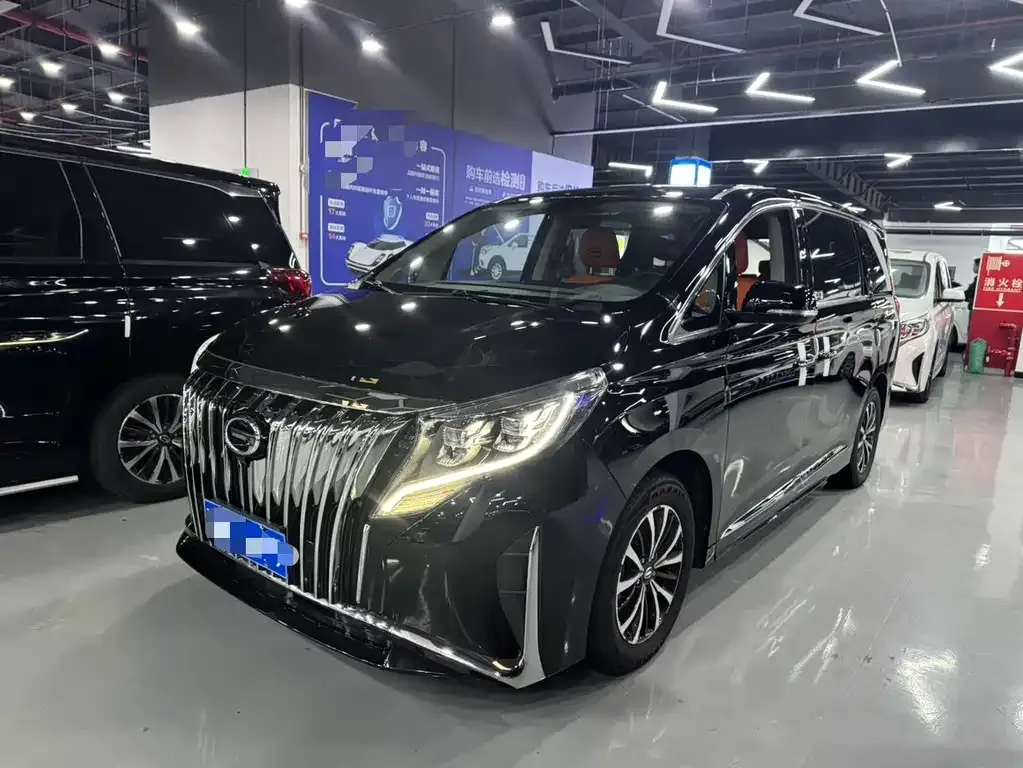 GAC Motor Trumpchi M8 — фото 1