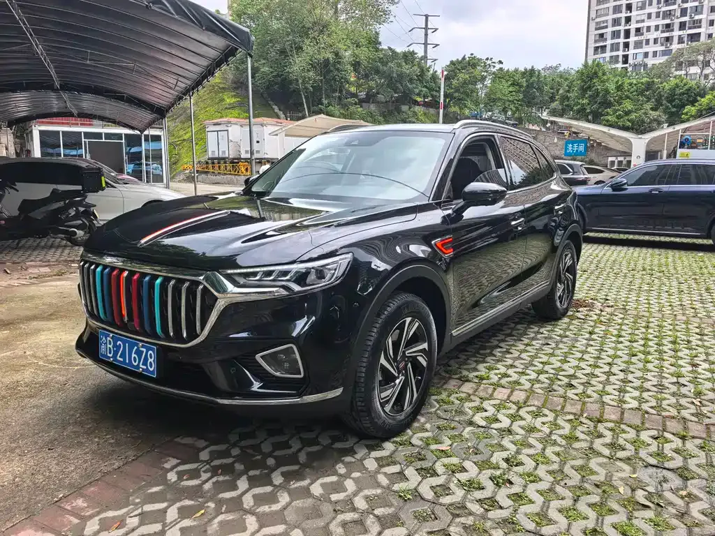 Hongqi HS5 — фото 1