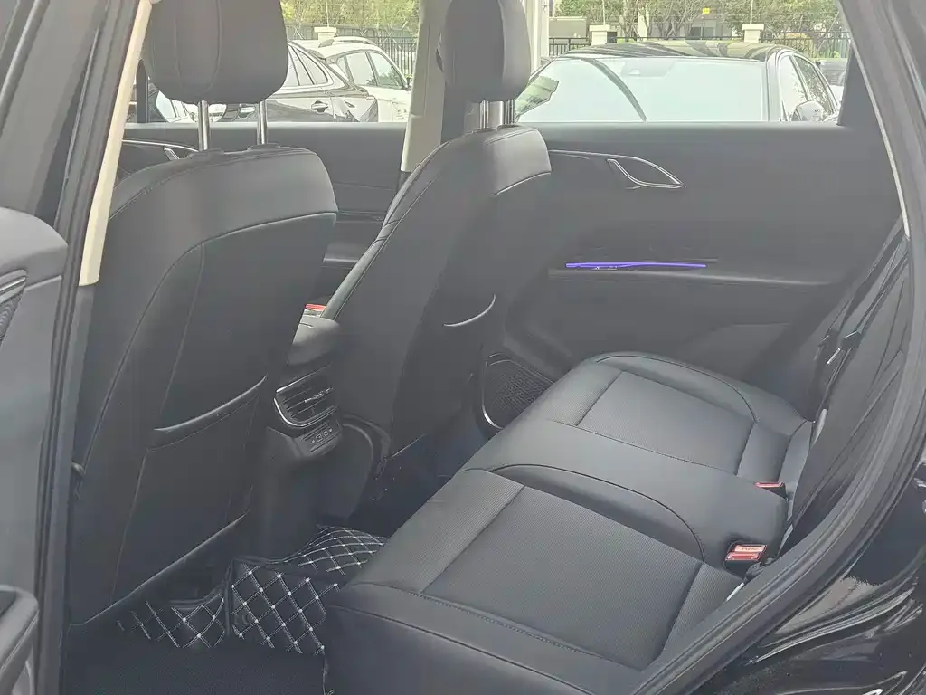 Hongqi HS3 PHEV 2025 из CN, фото 5