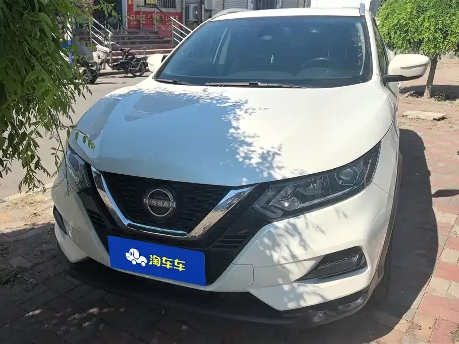Nissan Qashqai — фото 10