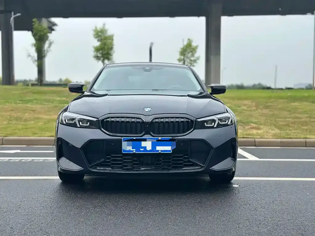 BMW 3 Series — фото 1