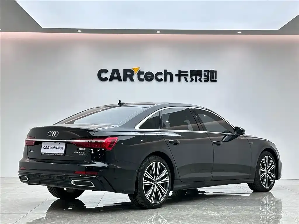Audi A6L — фото 5