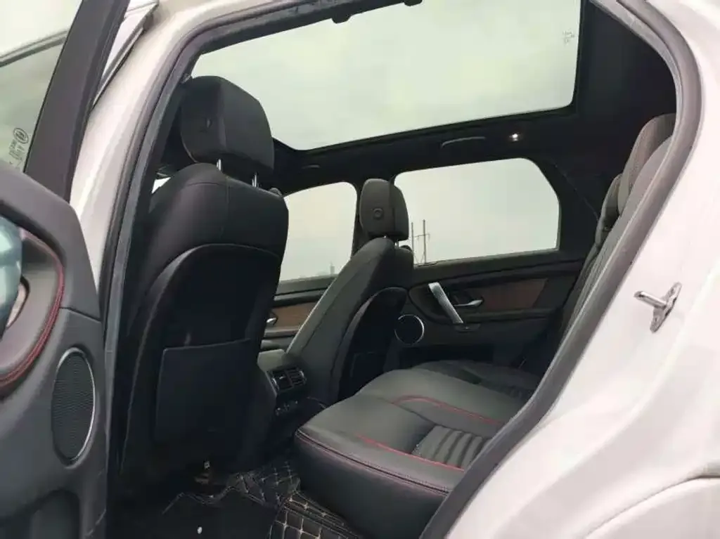Land Rover Discovery Sport — фото 10